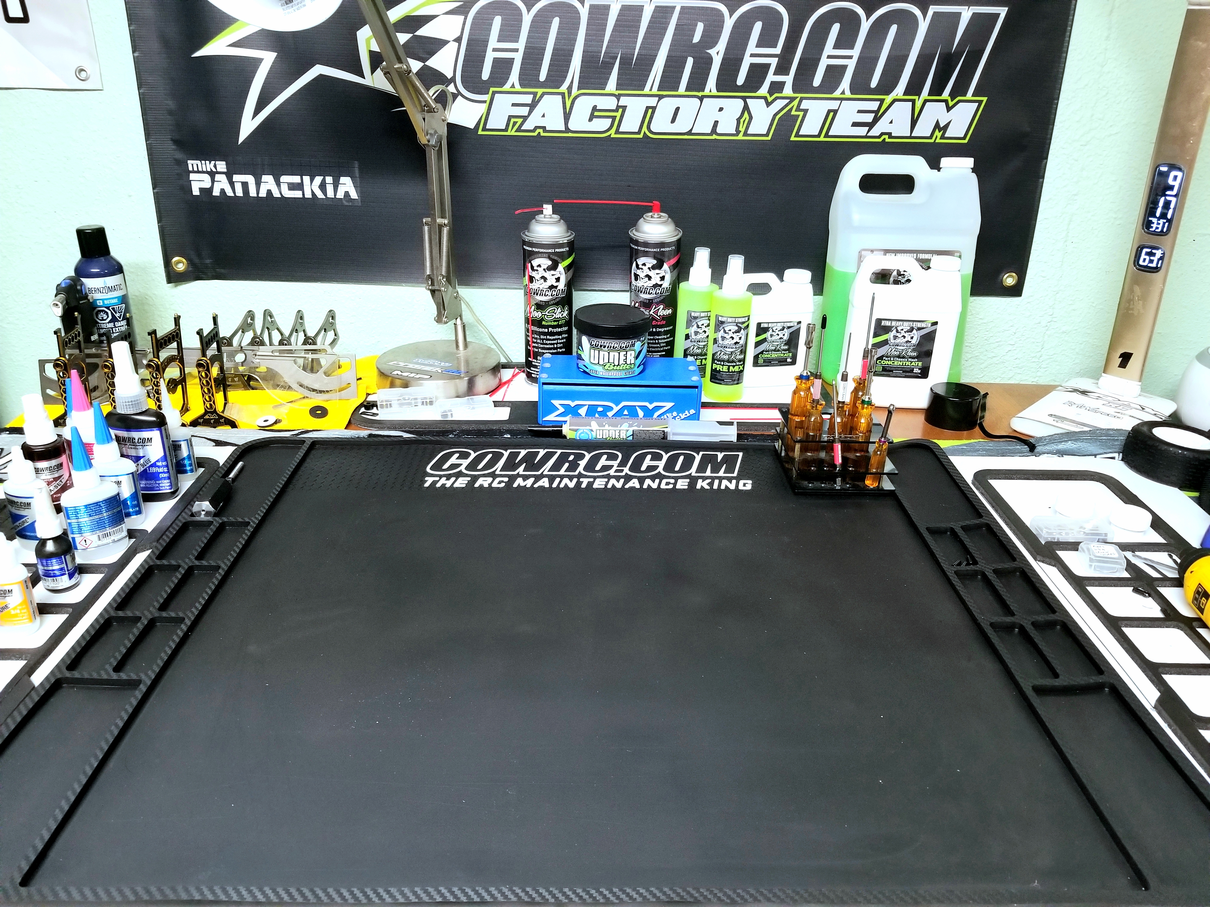 Rubber Pit Mats - CowRC The RC Maintenance King!